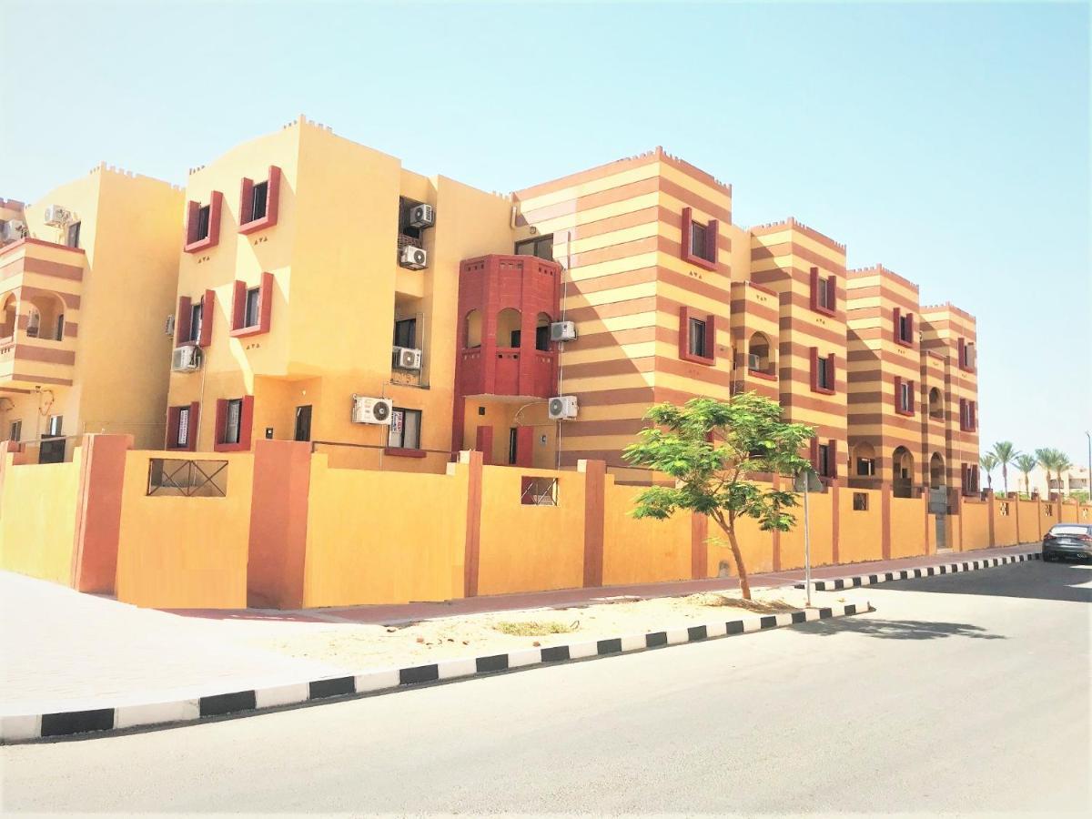 Porto Port Ghalib Apartment ภายนอก รูปภาพ