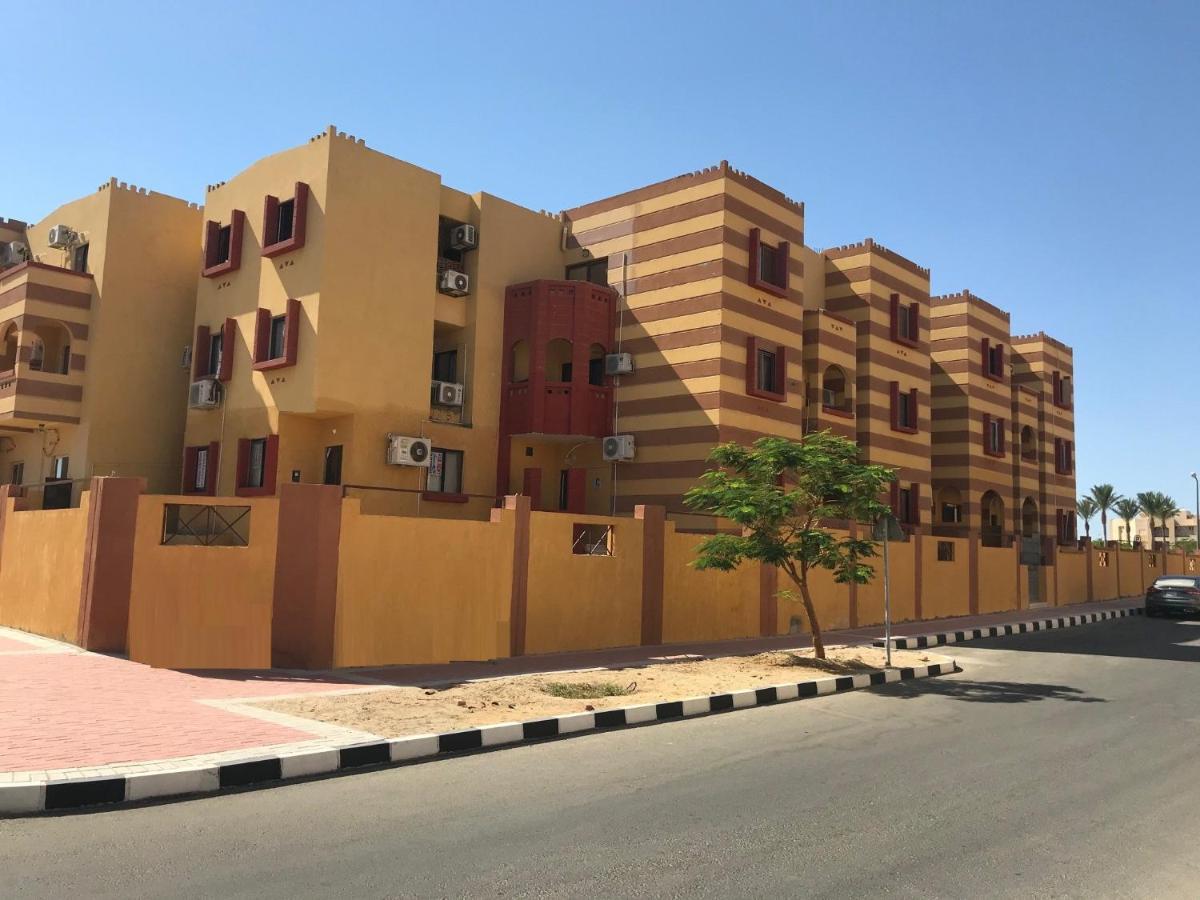 Porto Port Ghalib Apartment ภายนอก รูปภาพ