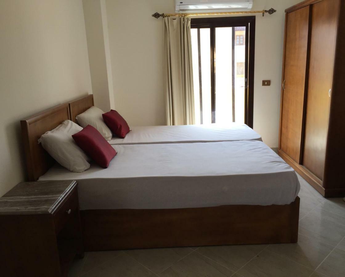 Porto Port Ghalib Apartment ภายนอก รูปภาพ